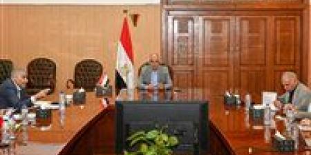 وزير الري يتابع حالة المنظومة المائية والنجاح في الوفاء بالاحتياجات المائية المتزايدة مع موجة الحرارة - تكنو بلس