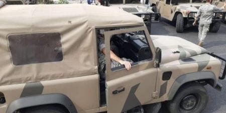 دورية للجيش اللبناني تدخل منطقة باب التبانة - طرابلس لملاحقة مطلقي النار العشوائي في الهواء - تكنو بلس