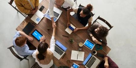 عبارات توديع صديق عمل - تكنو بلس