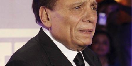من الهلفوت إلى الإرهاب والكباب.. كيف أسس عادل إمام الإيفيه المصري؟ - تكنو بلس