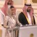 من هي الصحفية السعودية التي وقفت بثقة بين ولي العهد والرئيس الأمريكي؟ - تكنو بلس