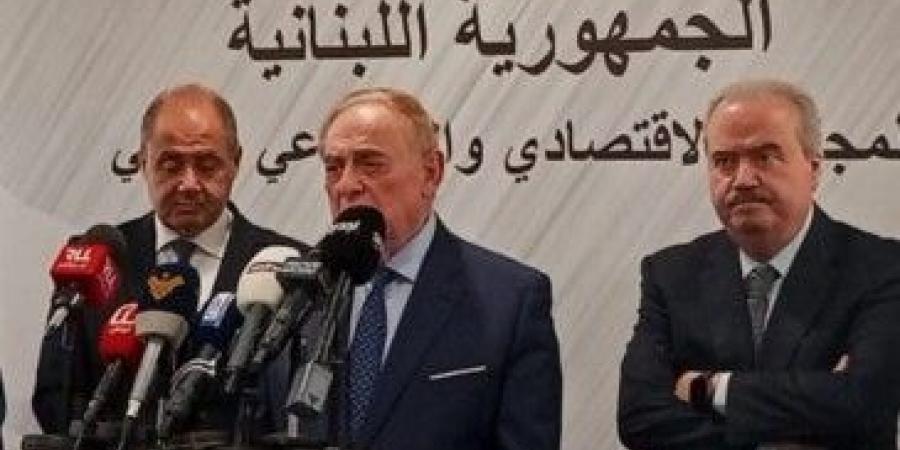 البستاني: لضرورة أن تقوم الحكومة بإعادة شراء اليوروبوند قبل أن يتضاعف سعره مع بدء النهوض الاقتصادي - تكنو بلس