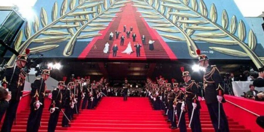 مع انطلاقه اليوم.. مهرجان كان السينمائي يحظر العري على السجادة الحمراء - تكنو بلس