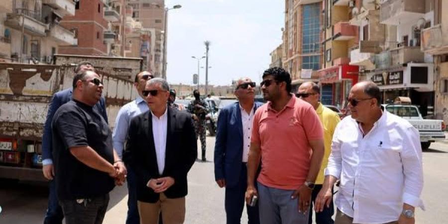 محافظ الإسماعيلية يتفقد تنفيذ إزالة لأدوار مخالفة للبناء..صور - تكنو بلس