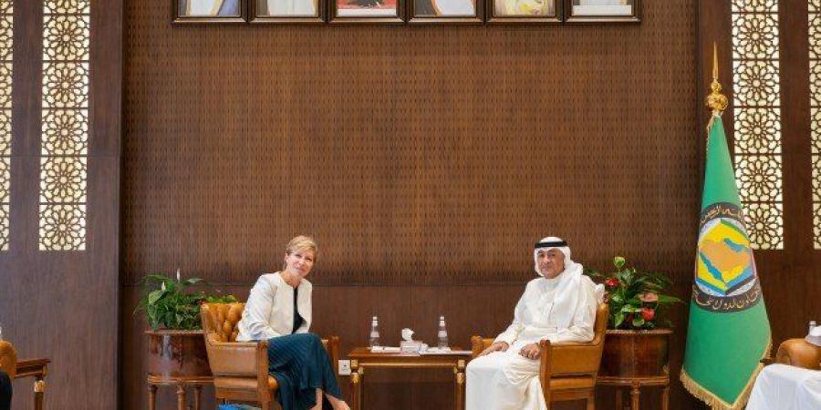 أمين مجلس التعاون يبحث مع مستشار الرئيس الفرنسي تعزيز العلاقات الخليجية - الفرنسية - تكنو بلس