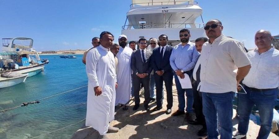 نائب محافظ مطروح يتفقد منطقة الميناء البحري بمدينة مرسى مطروح - تكنو بلس