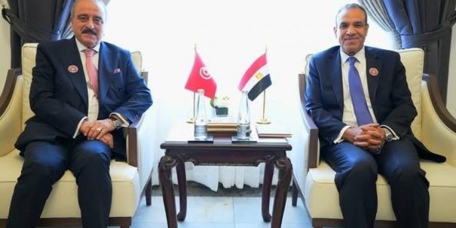 وزير الخارجية يلتقي نظيره التونسي ببغداد ويؤكد أهمية تعزيز التعاون الثنائي - تكنو بلس