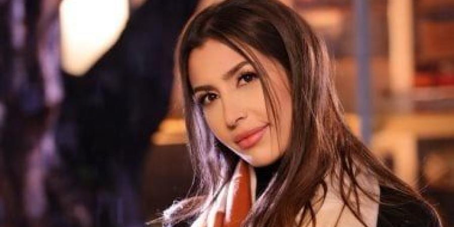 إسلام السقا يكشف تفاصيل أغنيته الجديدة مع جنات: كلمات شعبية ولحن مبهج - تكنو بلس