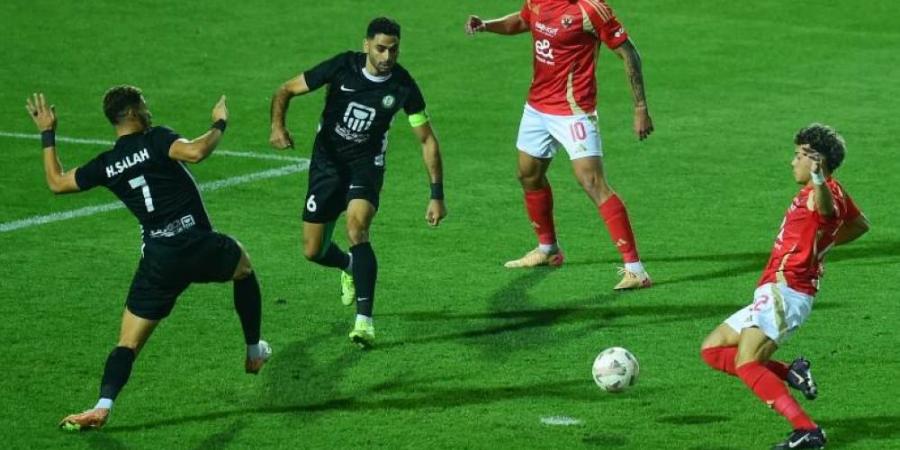الأهلي المصري يلامس لقب الدوري بعد فوز درامي على حساب البنك  - تكنو بلس