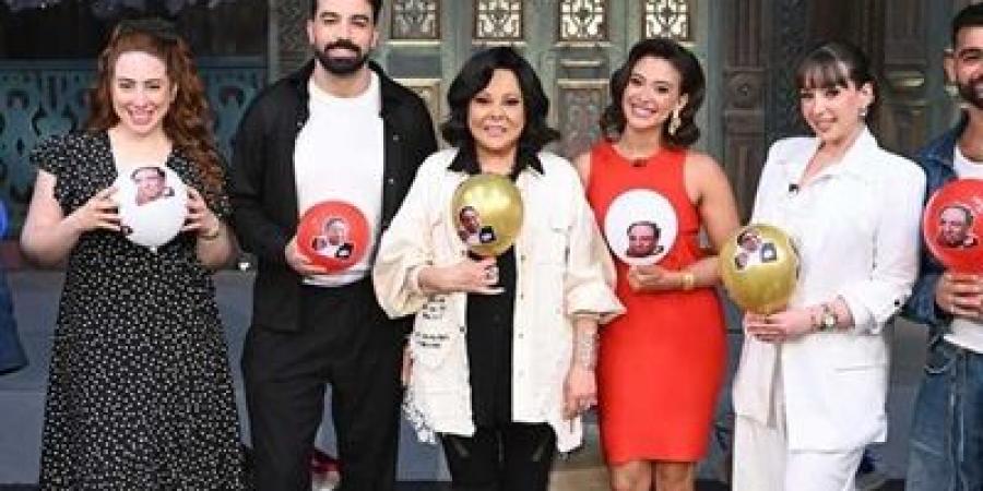 يسرا وإسعاد يونس في مقدمة مهنئي عادل إمام بعيد ميلاده - تكنو بلس