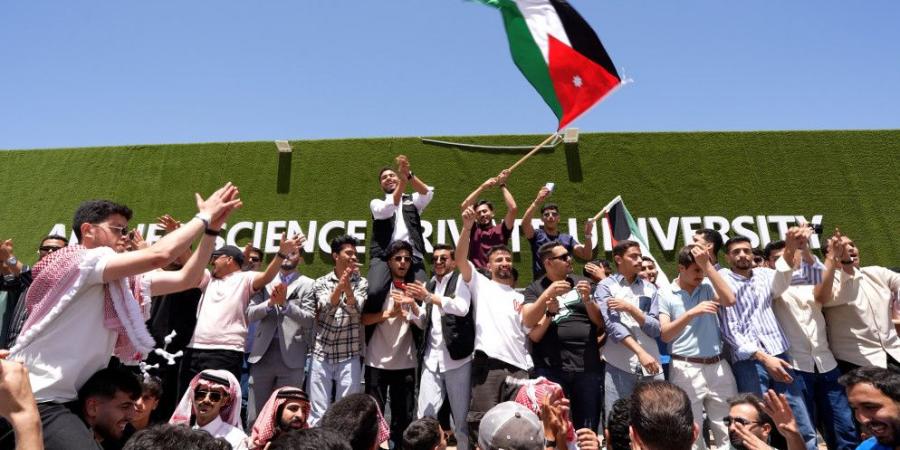 جامعة العلوم التطبيقية الخاصة تحتفل بعيد الاستقلال الـ79 وتفتتح معرض الجاليات 2025 - تكنو بلس
