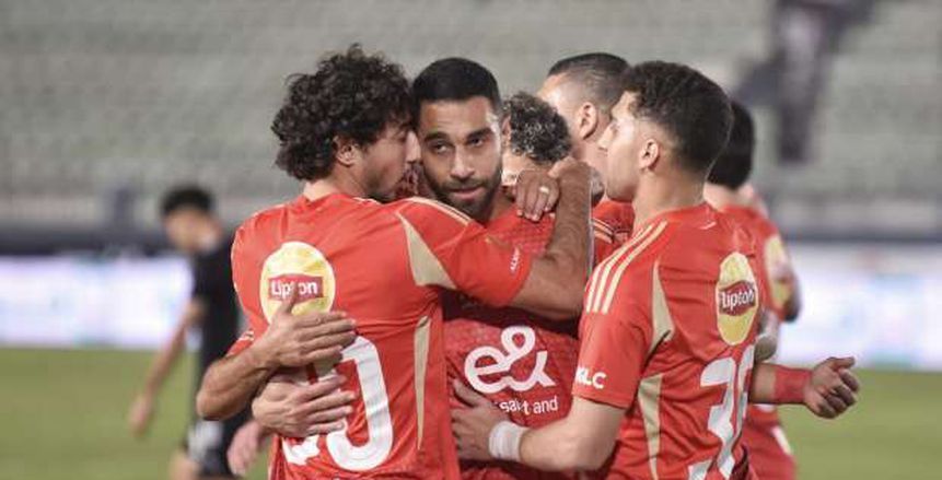 فيتور برونو الأقرب لـ خلافة كولر في الأهلي.. منافسة مع «ثنائي» فيتور برونو الأقرب لـ خلافة كولر في الأهلي.. منافسة مع «ثنائي»