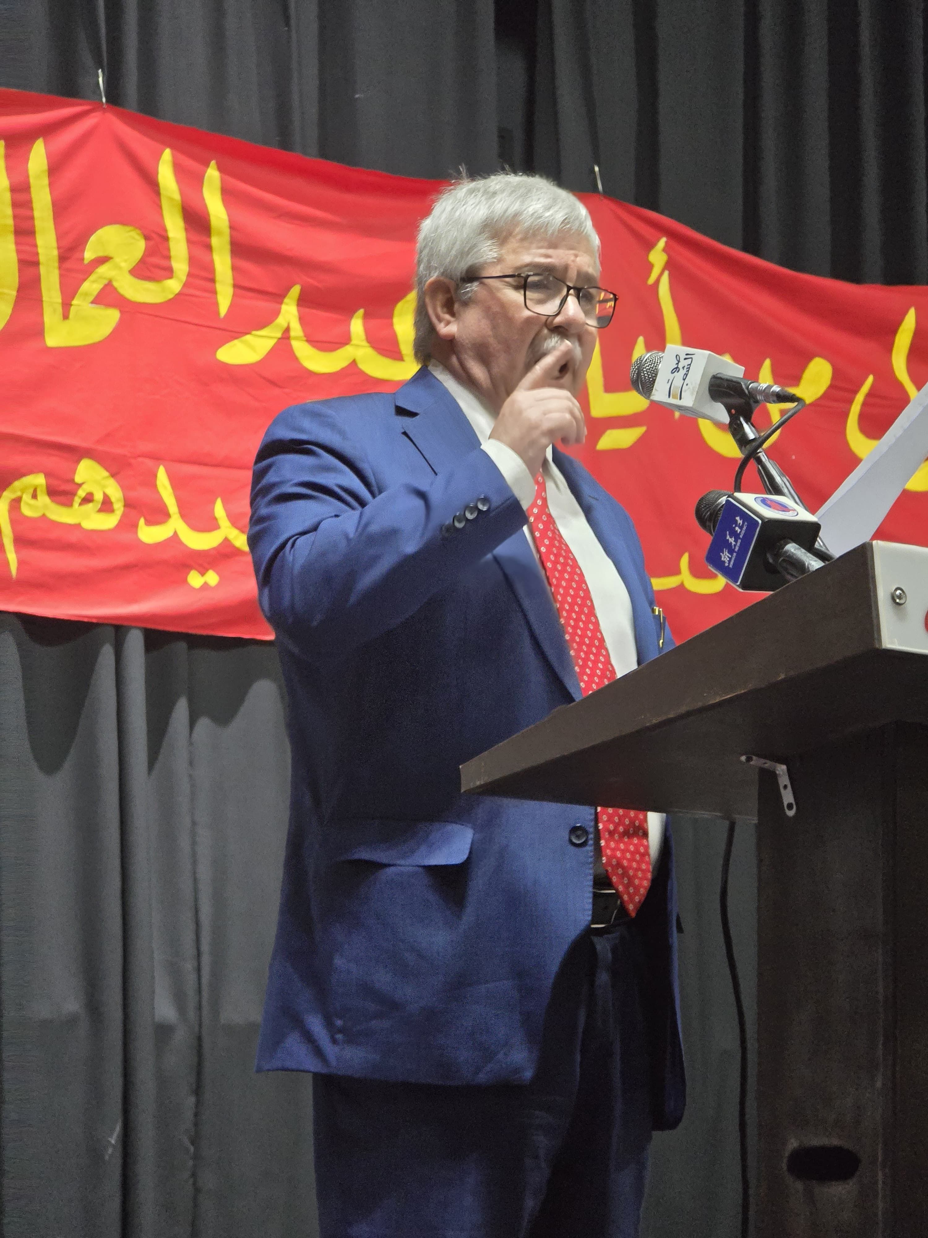 حنا غريب.