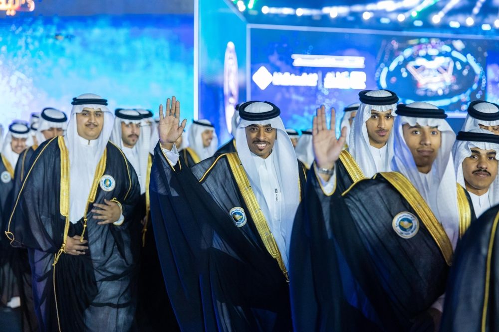 نائب أمير الشرقية يرعى تخريج الدفعة 46 من طلاب جامعة الملك فيصل - اليوم