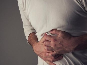 الهند.. تسمم 100 تلميذ تناولوا وجبة تحتوي على ثعبان ميت
