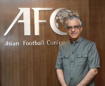 رئيس الاتحاد الآسيوي يُهنئ الأهلي ويشيد بنجاح المملكة في استضافة الحدث القاري