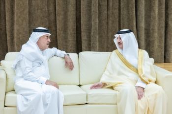 أمير الشرقية يعزي المهندس أمين الناصر في وفاة والدته