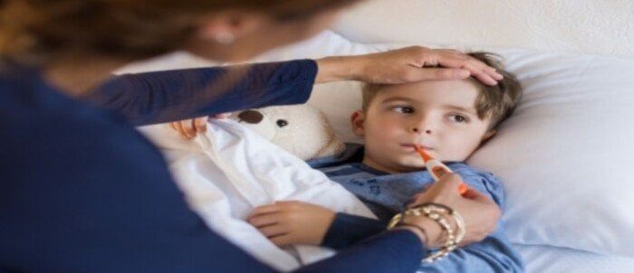 الحمى المتكررة وارتفاع درجة الحرارة عند الأطفال