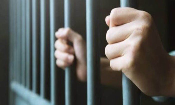 حبس المتهمين بسرقة مخزن للمواد الغذائية ببنى سويف 4أيام