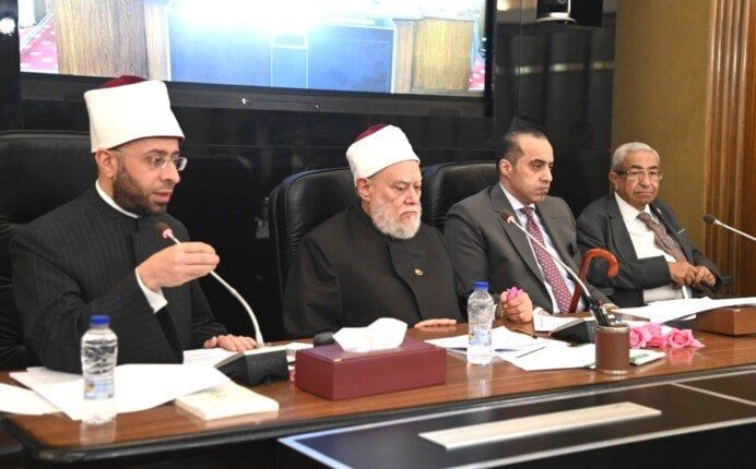 «دينية النواب» توافق على إضافة مجمع البحوث الإسلامية للمختصين بالفتوى العامة
