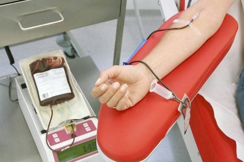 «قطرة دم.. حياة».. المنيا تواصل حملة التبرع بالدم دعماً للمستشفيات