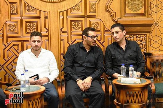 الفنان مصطفى شعبان الفنان مصطفى شعبان