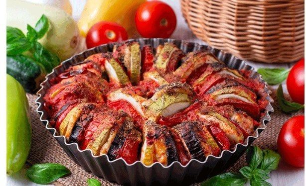 خطوات عمل صينية خضار باللحمة