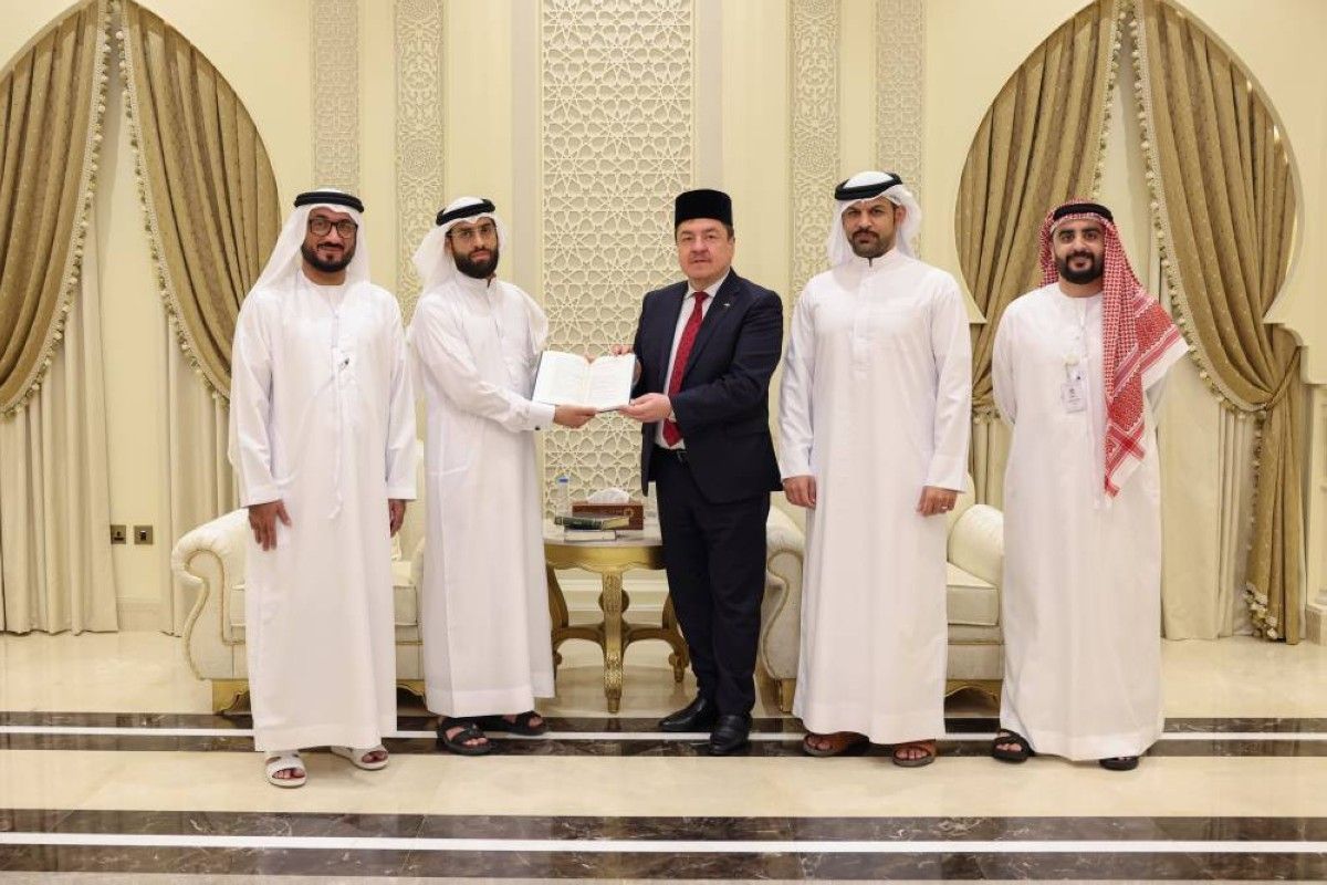 مجمع القرآن الكريم بالشارقة يبحث التعاون مع المجلس الأعلى للاتحاد الديني الإسلامي في بولندا