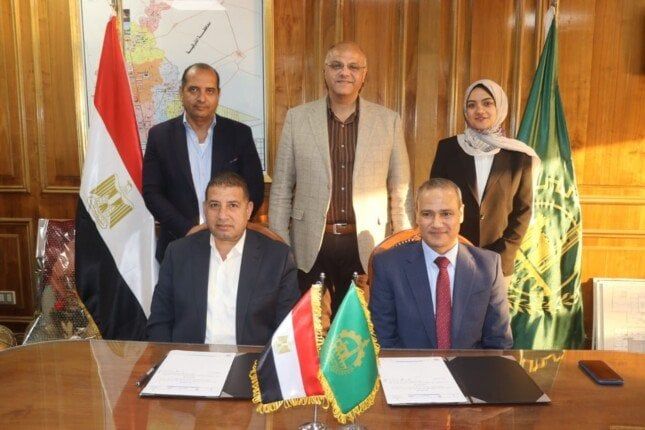 محافظ القليوبية: بروتوكول تعاون لإقامة معرض لمؤسسة دار المعارف بمكتبة مصر