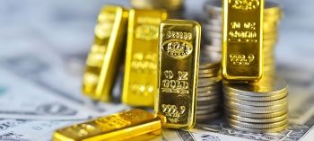 مع تراجع الدولار.. ارتفاع سعر الذهب بالمعاملات الفورية والعقود الآجلة