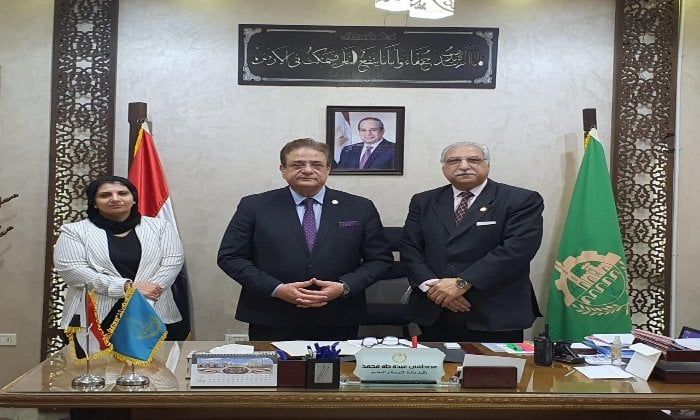 مدير تعليم القليوبية يستقبل نائب رئيس جامعة بنها الأهلية