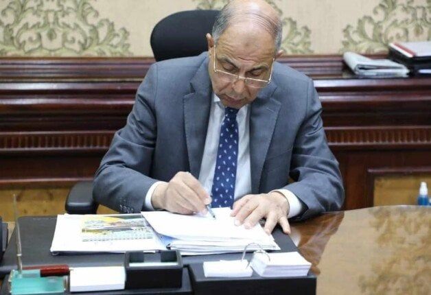 محافظ المنيا يعتمد نتيجة مسابقة الوظائف الإشرافية بمديرية التربية والتعليم