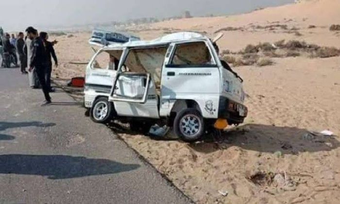 من سوهاج وأسيوط.. أسماء مصابي حادث انقلاب ميكروباص الواحات بالمنيا