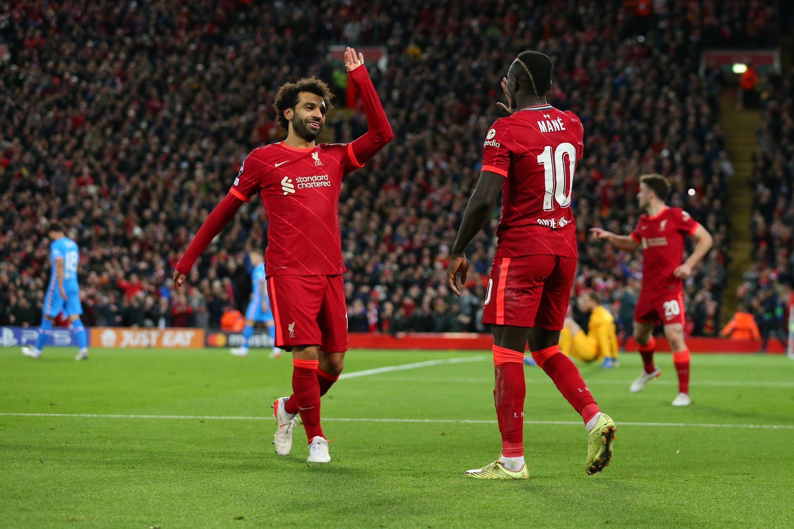محمد صلاح يكشف كواليس علاقته المتوترة مع ساديو ماني