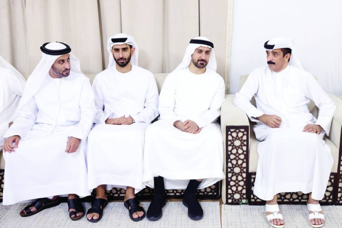 مسؤولون يعزون بوفاة علي السيد السادة