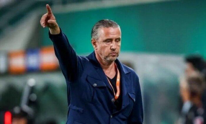 ريجيكامف: تدريب الزمالك شرف كبير