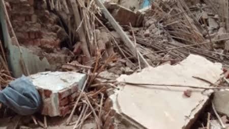 مصرع شخص إثر انهيار جزء من حائط منزل في القليوبية