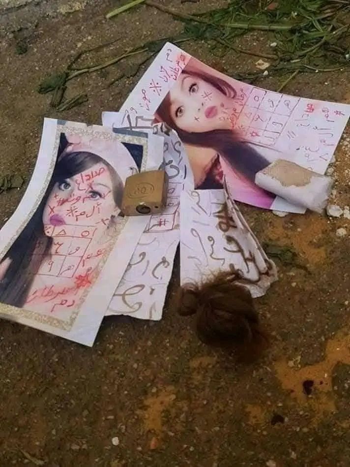 العثور على طلاسم في مقابر بالجزائر (أكس)