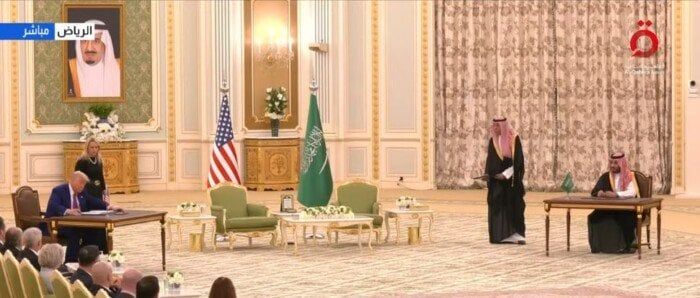 بحضور بن سلمان وترامب.. السعودية وأمريكا توقعان اتفاقية شراكة اقتصادية استراتيجية