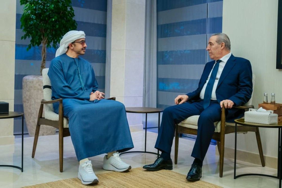 عبدالله بن زايد يستقبل حسين الشيخ ويبحثان تطورات الأوضاع في المنطقة