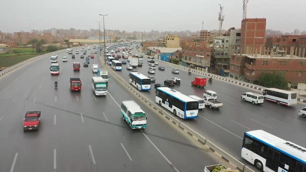الأتوبيس الترددي على الطريق الدائري