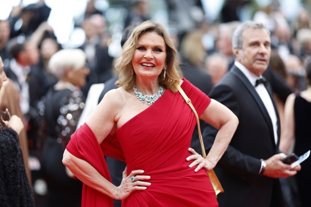 يسرا في مهرجان كان السينمائي يسرا في مهرجان كان السينمائي