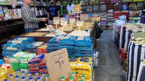العربي للعدل والمساواة حملة نظافة شاملة بسوق الخضار في مجمع خدمات الدهار بالغردقة