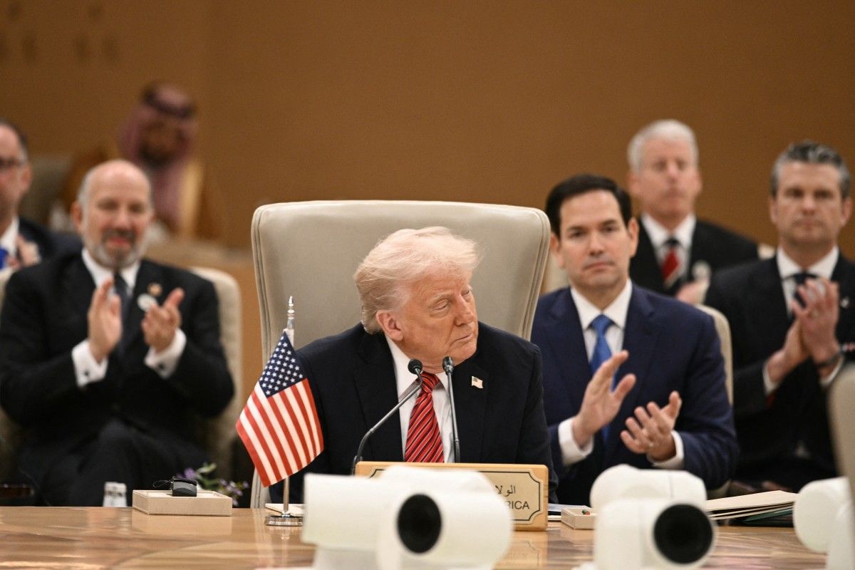 كلمة ترامب أمام القادة العرب (أ ف ب).