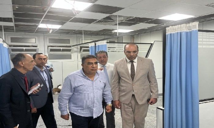 محافظ الدقهلية يطمئن على مصابي حريق قرية أبو زاهر بالمستشفى الدولي