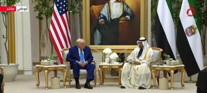 «رئيس الإمارات»: حريصون على تعزيز العلاقات مع الولايات المتحدة