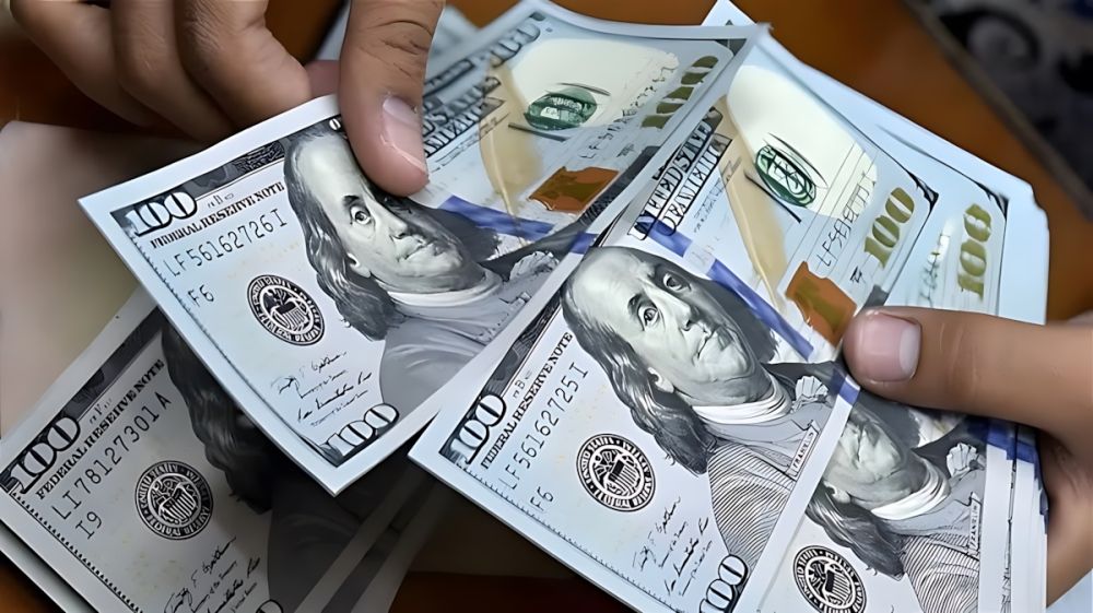 الدولار أمام عدد من العملات الرئيسية - متداولة