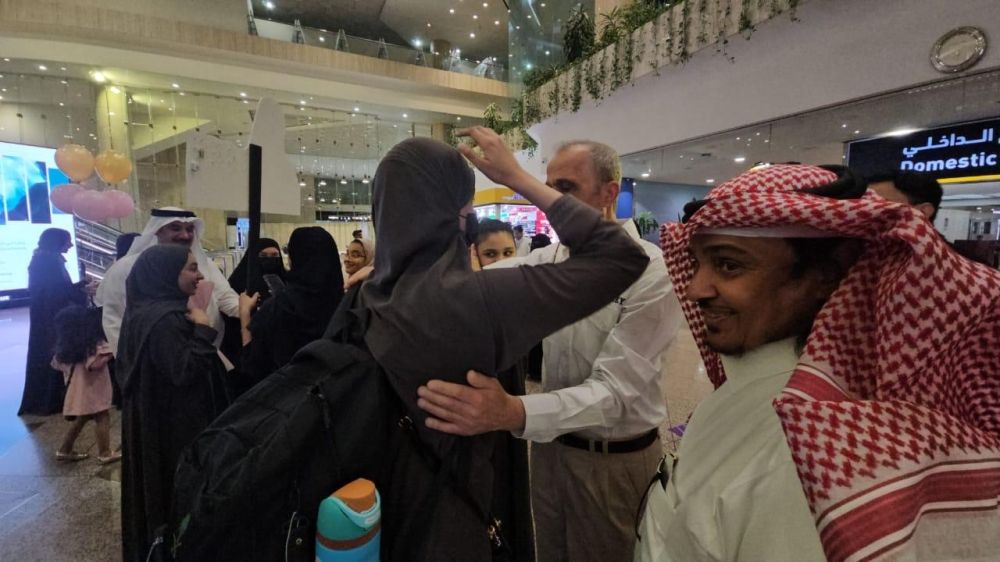 أسر الفائزين بـ
