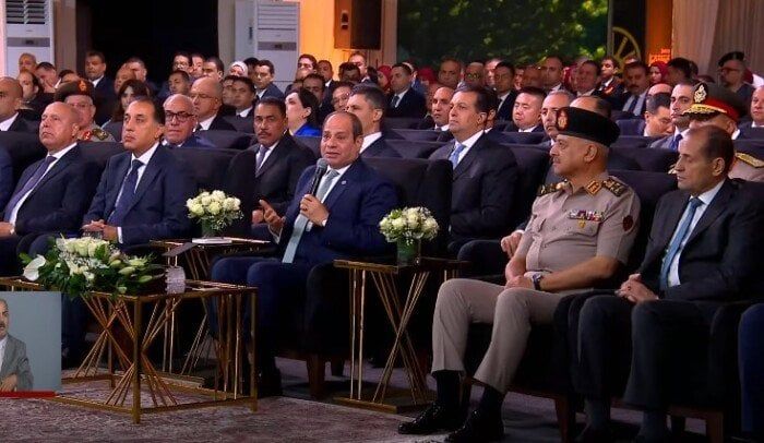 الرئيس السيسي: متوسط دخل 600 أو 800 ألف فدان يصل إلى 30 مليار في العام