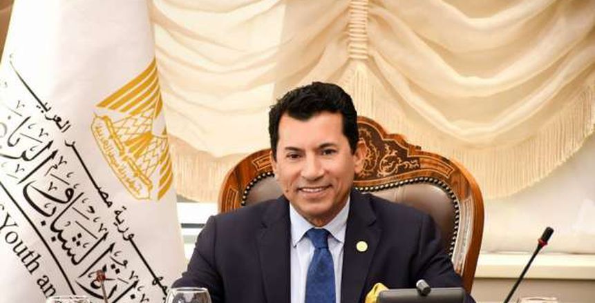 وزير الرياضة يهنئ السباح عبد الرحمن سامح بعد التأهل إلى بطولة العالم في سنغافورة وزير الرياضة يهنئ السباح عبد الرحمن سامح بعد التأهل إلى بطولة العالم في سنغافورة